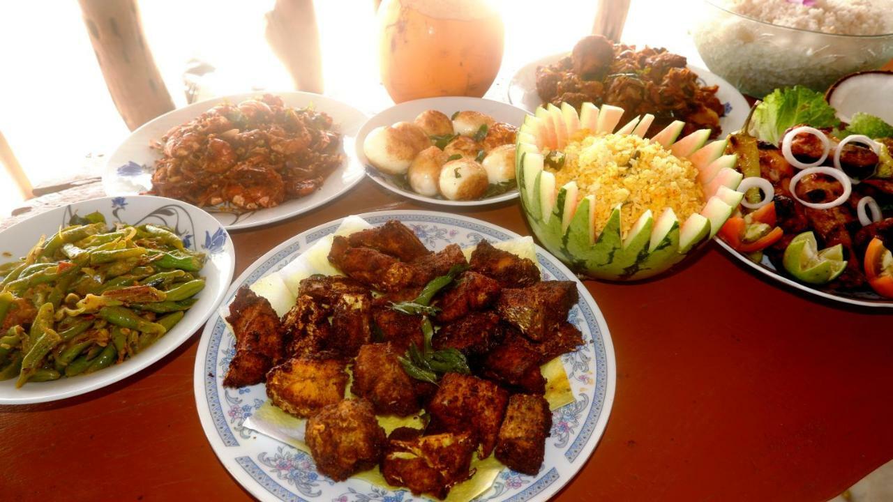 Ganesh Gate Otel Pottuvil Dış mekan fotoğraf
